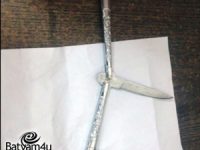 הסכין שנמצאה ברשות הקטין | צילום דוברות המשטרה