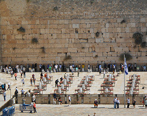 צילום בר מצווה בכותל על ידי צלם מקצועי ומנוסה