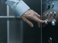 איך שירות מעליות יעיל מונע תקלות לפני שהן קורות